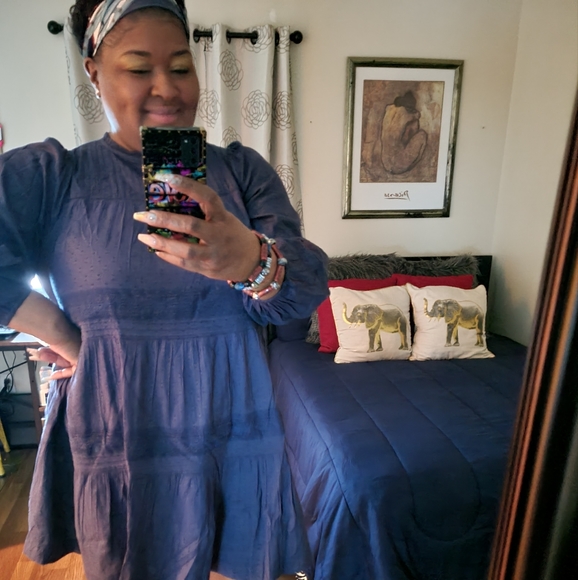 Meet your Posher, Lisa a - Picture 2 of 2